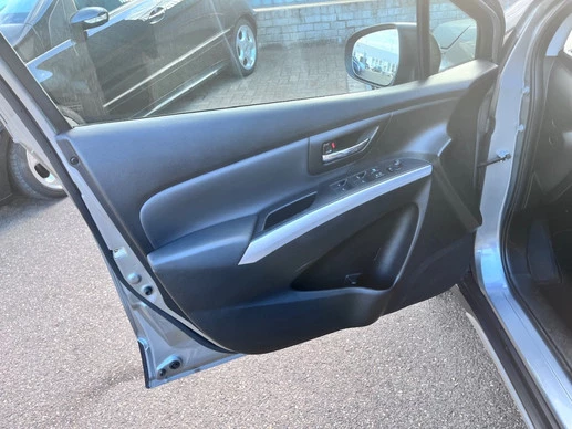 Suzuki S-Cross - Afbeelding 17 van 23