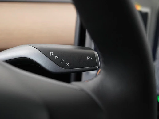Tesla Model Y - Afbeelding 10 van 30
