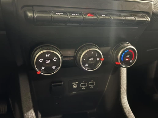 Renault Clio - Afbeelding 28 van 30
