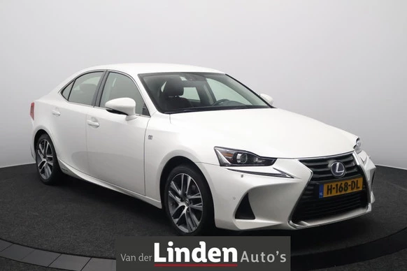 Lexus IS - Afbeelding 3 van 28