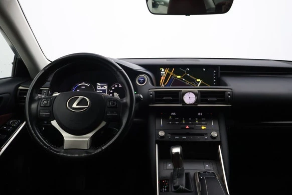 Lexus IS - Afbeelding 4 van 28
