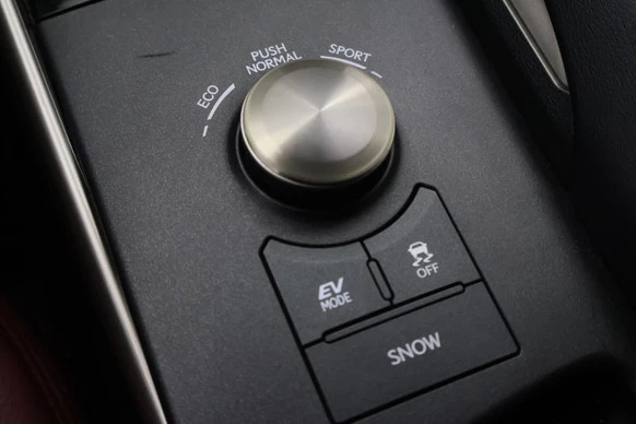 Lexus IS - Afbeelding 18 van 28