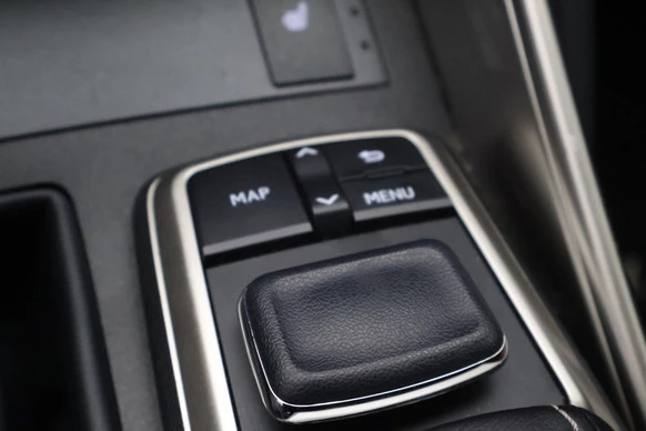 Lexus IS - Afbeelding 19 van 28