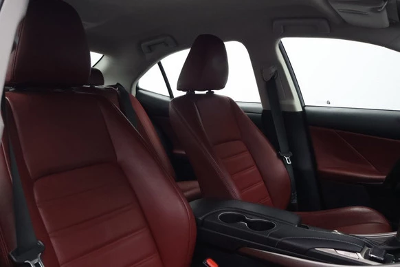 Lexus IS - Afbeelding 20 van 28