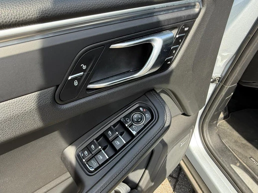 Porsche Macan - Afbeelding 16 van 17
