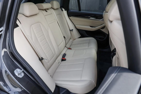 BMW iX3 - Afbeelding 28 van 30
