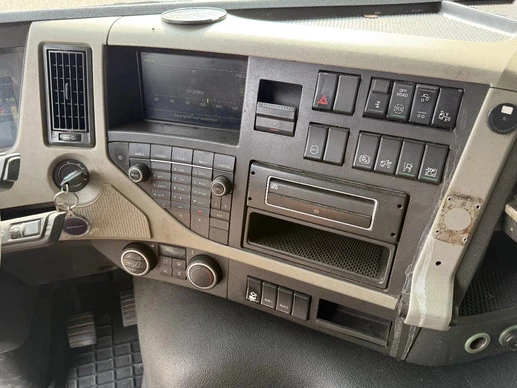 Volvo FM 410 - Afbeelding 21 van 26