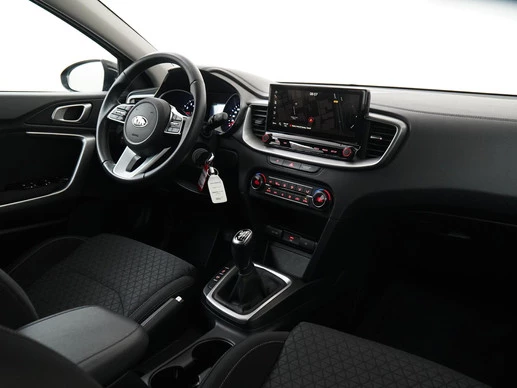 Kia Ceed - Afbeelding 2 van 30