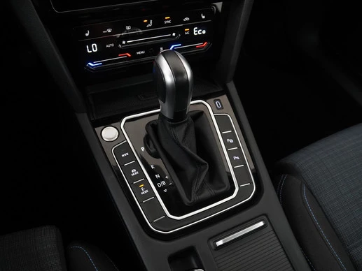 Volkswagen Passat - Afbeelding 12 van 30