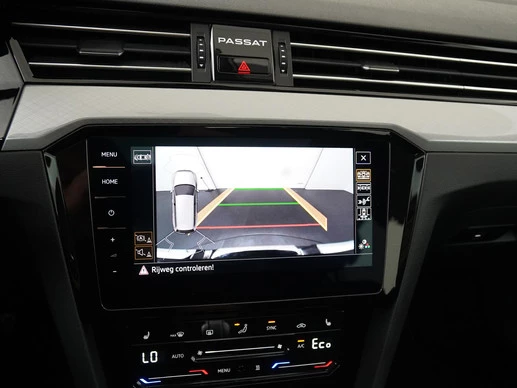 Volkswagen Passat - Afbeelding 24 van 30