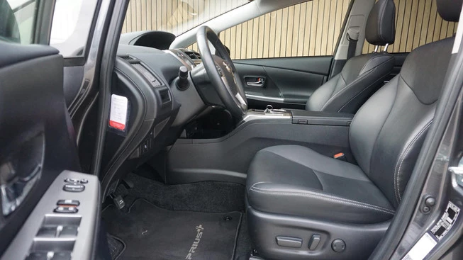 Toyota Prius - Afbeelding 7 van 30