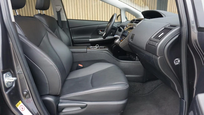 Toyota Prius - Afbeelding 10 van 30