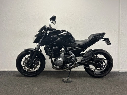 Kawasaki Z650 - Afbeelding 13 van 22