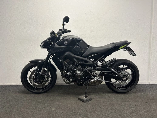 Yamaha MT 09 - Afbeelding 13 van 22