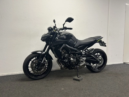 Yamaha MT 09 - Afbeelding 14 van 22