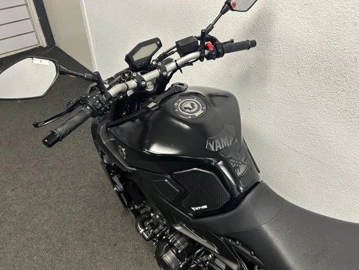 Yamaha MT 09 - Afbeelding 19 van 22