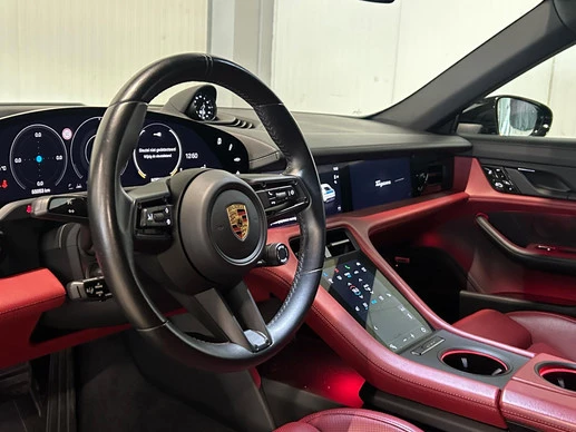 Porsche Taycan - Afbeelding 20 van 26