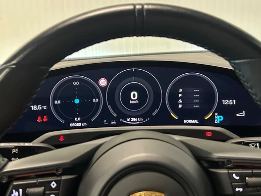 Porsche Taycan - Afbeelding 23 van 26