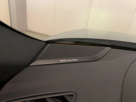 Audi RSQ3 - Afbeelding 12 van 22