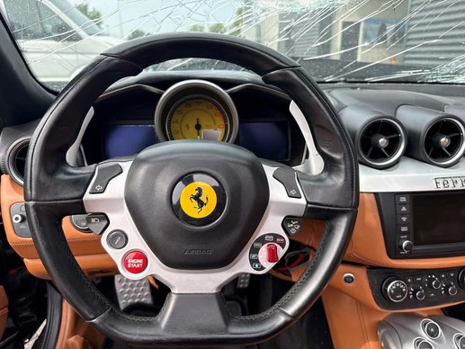 Ferrari FF - Afbeelding 13 van 28