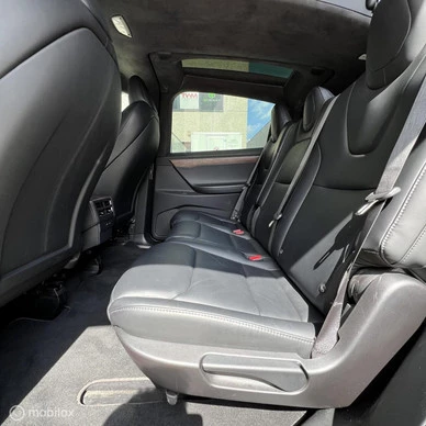 Tesla Model X - Afbeelding 11 van 20