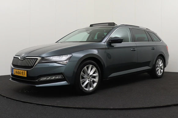 Škoda Superb - Afbeelding 1 van 30
