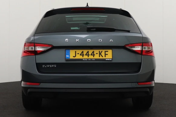 Škoda Superb - Afbeelding 4 van 30