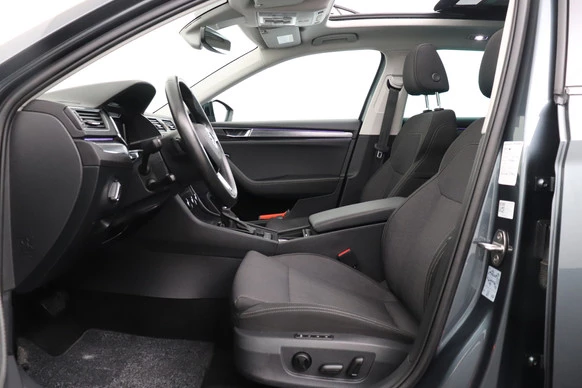 Škoda Superb - Afbeelding 11 van 30