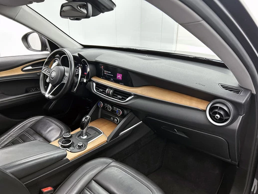Alfa Romeo Stelvio - Afbeelding 25 van 30