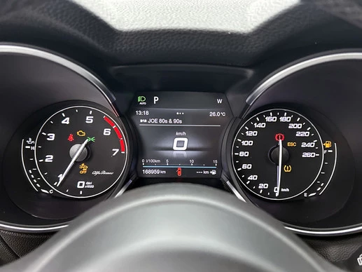 Alfa Romeo Stelvio - Afbeelding 27 van 30