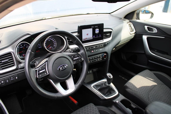 Kia Ceed - Afbeelding 10 van 30