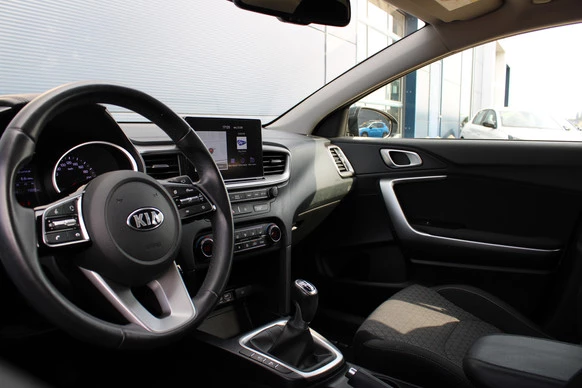 Kia Ceed - Afbeelding 29 van 30