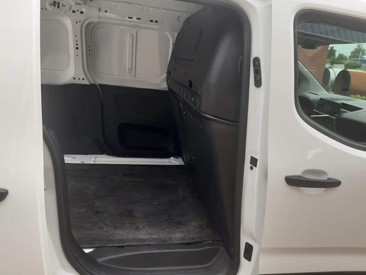 Peugeot Partner - Afbeelding 22 van 30