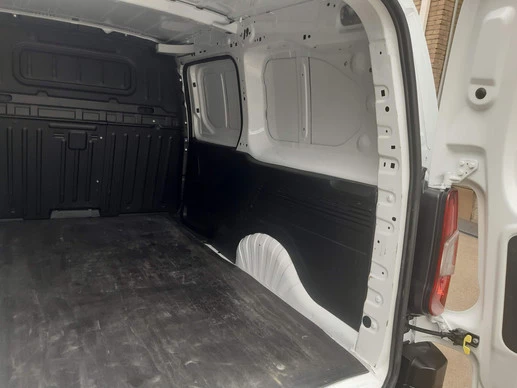 Peugeot Partner - Afbeelding 25 van 30