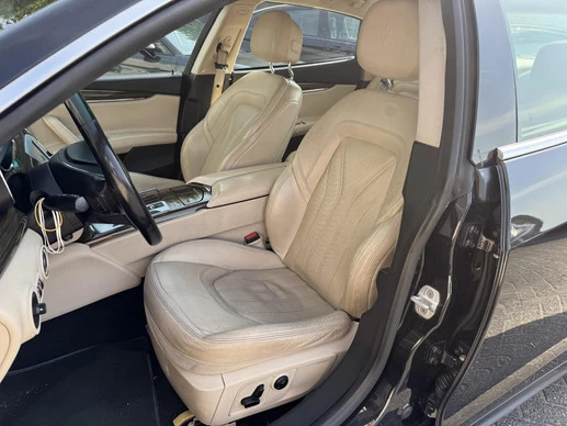Maserati Quattroporte - Afbeelding 8 van 25