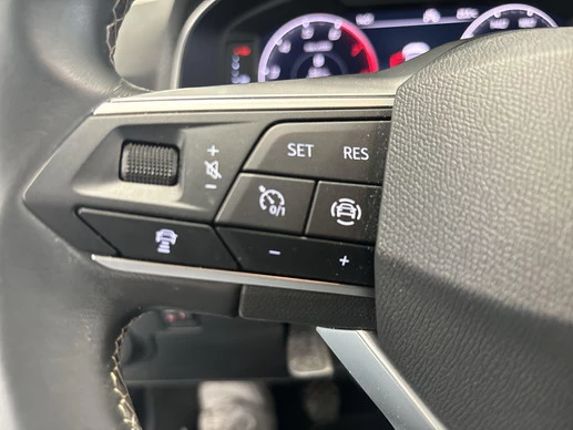 SEAT Arona - Afbeelding 8 van 14