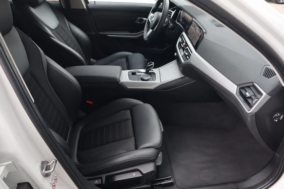 BMW 3 Serie - Afbeelding 16 van 30