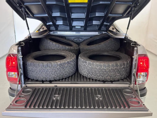 Toyota Hilux - Afbeelding 6 van 24