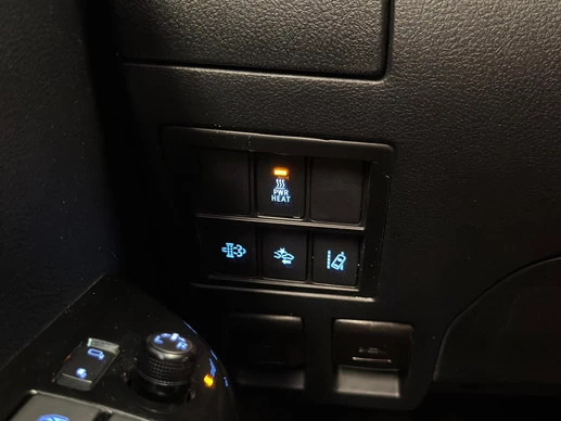 Toyota Hilux - Afbeelding 17 van 24