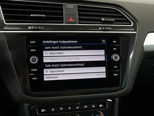 Volkswagen Tiguan - Afbeelding 18 van 30