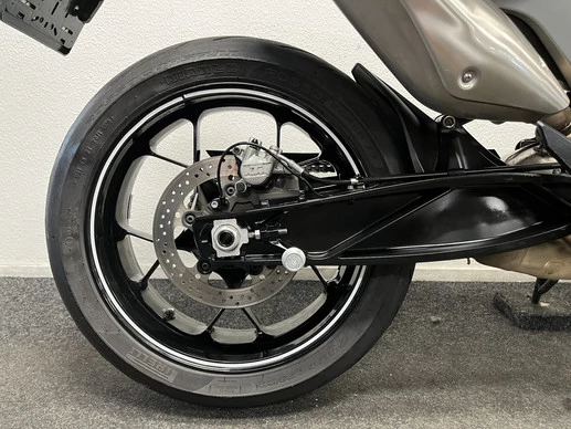 KTM 790 Duke - Afbeelding 8 van 22