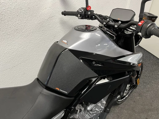 KTM 790 Duke - Afbeelding 9 van 22
