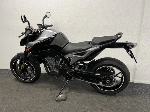 KTM 790 Duke - Afbeelding 15 van 22