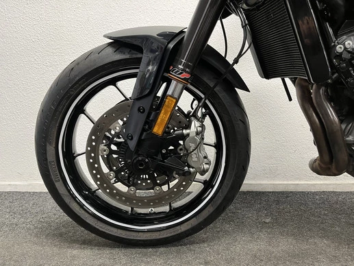 KTM 790 Duke - Afbeelding 16 van 22