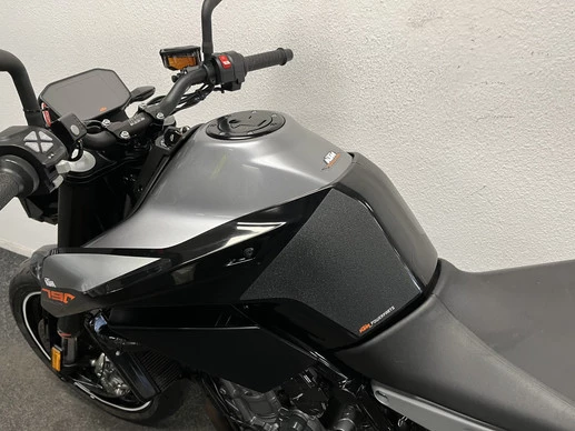 KTM 790 Duke - Afbeelding 19 van 22