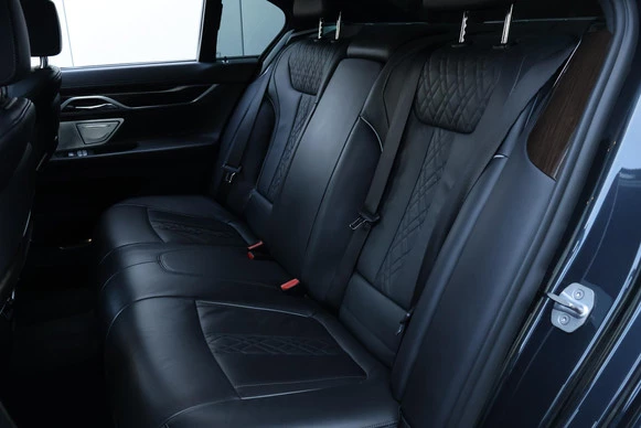 BMW 7 Serie - Afbeelding 13 van 30