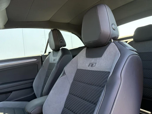 Volkswagen T-Roc - Afbeelding 22 van 30