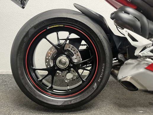 Ducati Panigale V4 - Afbeelding 7 van 22