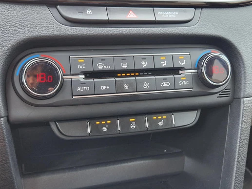 Kia Ceed - Afbeelding 23 van 30