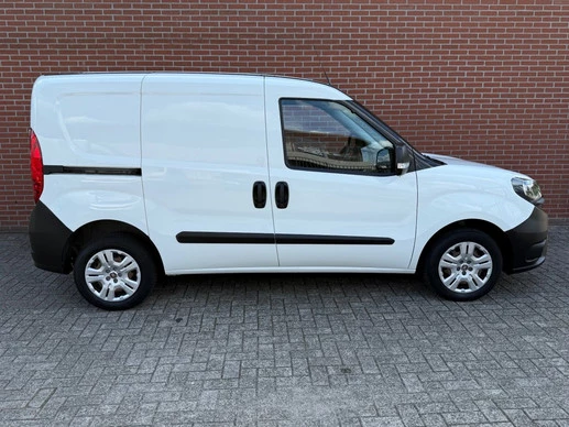 Fiat Doblò - Afbeelding 23 van 24